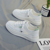 Ležerne ženske tenisice s mrežicama i ravnim potplatom u bijeloj boji