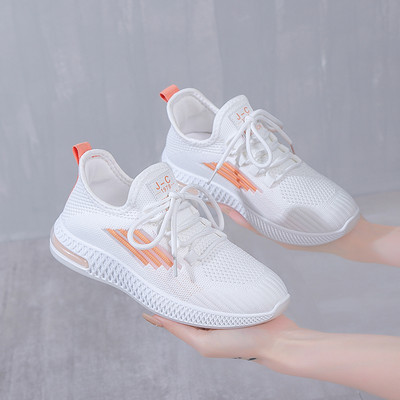 Audekla kedas ar šņorēm