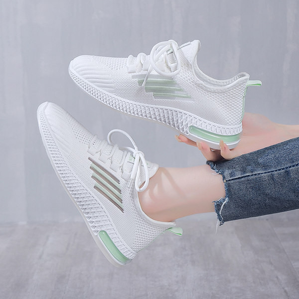 Audekla kedas ar šņorēm