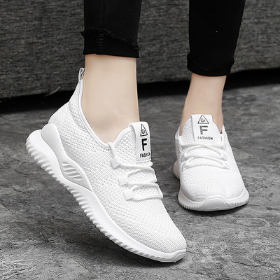 Sieviešu tekstila kedas ar mežģīnēm dažādās krāsās