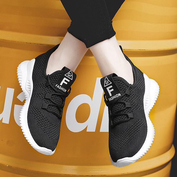 Sieviešu tekstila kedas ar mežģīnēm dažādās krāsās