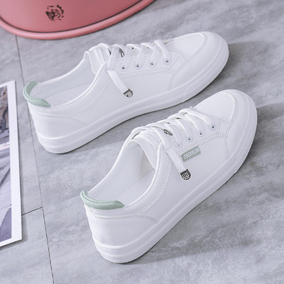 Prozračne ženske tenisice s ravnim potplatom - dva modela