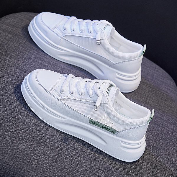 Νέο μοντέλο αναπνεύσιμα αθλητικά παπούτσια με υψηλή επιγραφή και κορδόνια