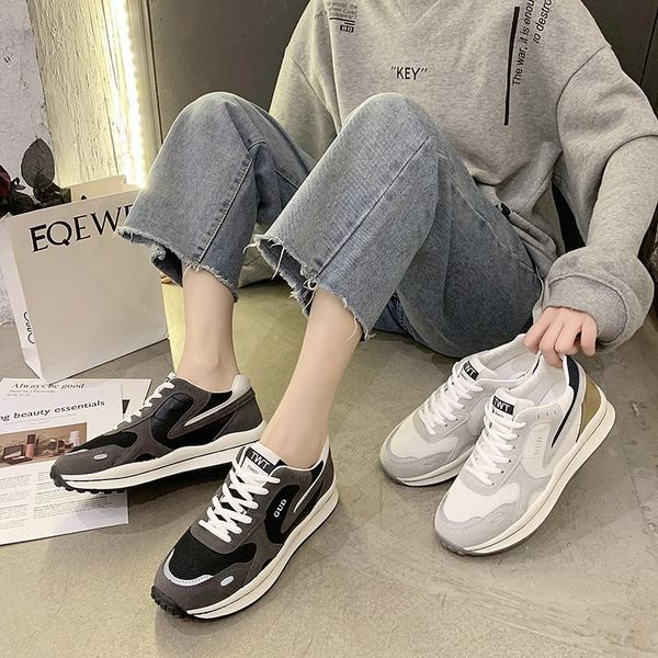 Öko-seemisnahast ja tekstiilist valmistatud uus kevadiste tossude mudel