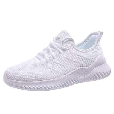 Kahes värvitoonis vabaaja naiste hingavad tossud paeltega