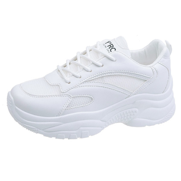 Sieviešu kedas vienkāršs modelis ar rupju zoli un šņorēm