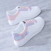 Elpojošas sieviešu kedas no eko ādas ar plakanu zoli