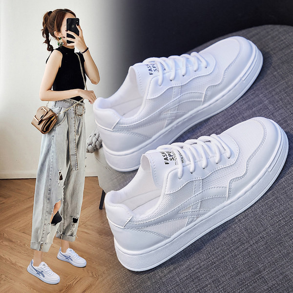 Sieviešu ikdienas kedas ar mežģīnēm baltā krāsā - piemērotas vasarai