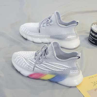 Naiste paeltega hingavate tossude uus mudel - mitmes värvitoonis