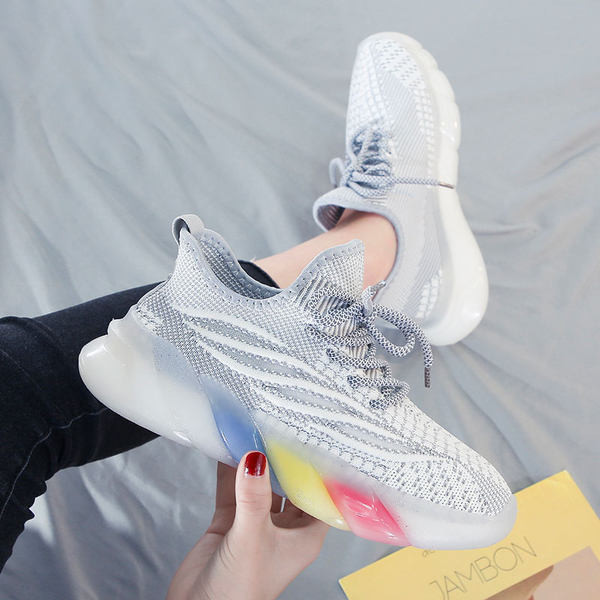 Naiste paeltega hingavate tossude uus mudel - mitmes värvitoonis