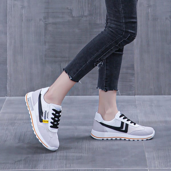 Naiste vabaaja võrktossud lipsudega