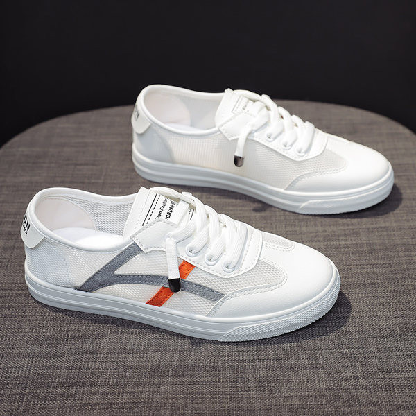 Naiste suviste valgete tossude uus mudel