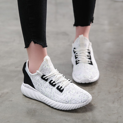 Sieviešu tekstila kedas ar plakanām zolēm un šņorēm četrās krāsās