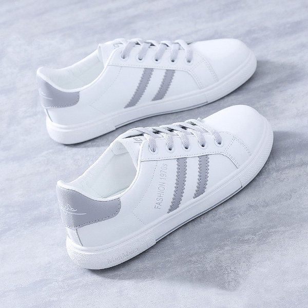 Sieviešu kedas ar plakanu zoli no eko ādas