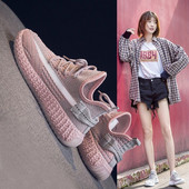 Suveks sobivad naiste tekstiilist tossud