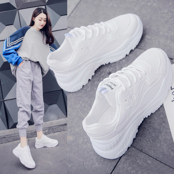 Öko-nahast naiste tossud kirja ja paeltega