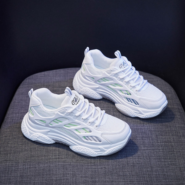 Sieviešu vasaras tīkla kedas ar raupju zoli