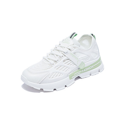 Naistele mõeldud vabaaja tossud kirjaga