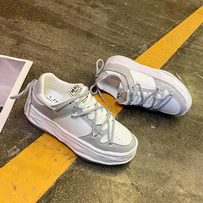 Ikdienas sieviešu ādas kedas ar plakanām zolēm