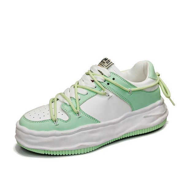 Ikdienas sieviešu ādas kedas ar plakanām zolēm