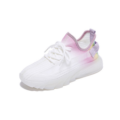 Naiste hingavad suvised paeltega tossud