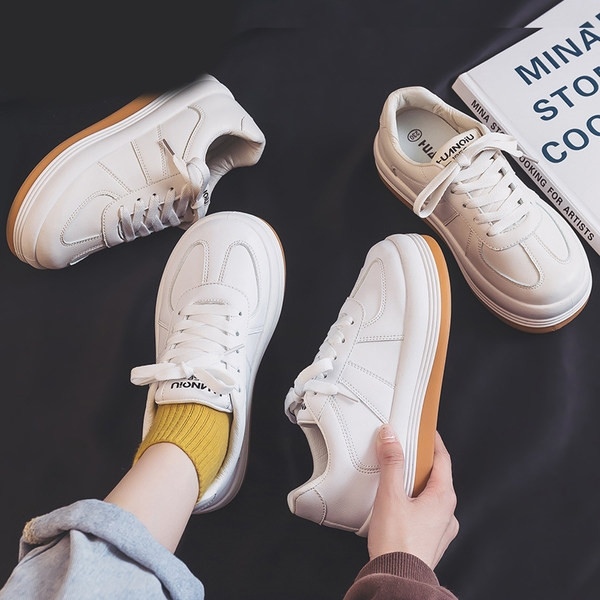 Jednobojne ženske tenisice sa vezicama u dvije boje