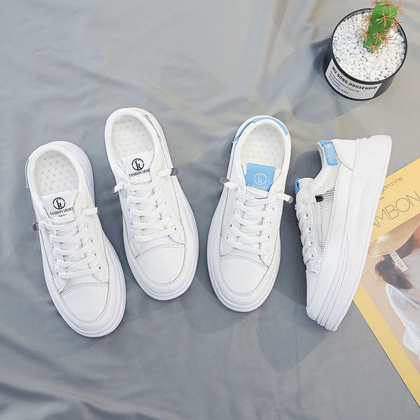 Jauns sieviešu kedu modelis ar šņorēm un plakanu zoli baltā krāsā