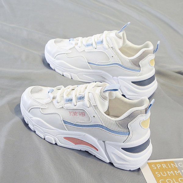 Jauns sieviešu kedu modelis ar raupju zoli - baltā un melnā krāsā