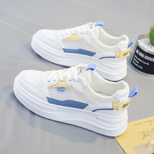 Sportiskas ikdienas sieviešu kedas ar plakanām zolēm un šņorēm