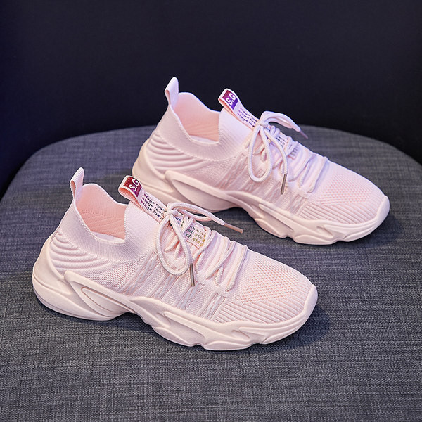 Suvised lipsude ja kirjaga spordimaratonid naistele