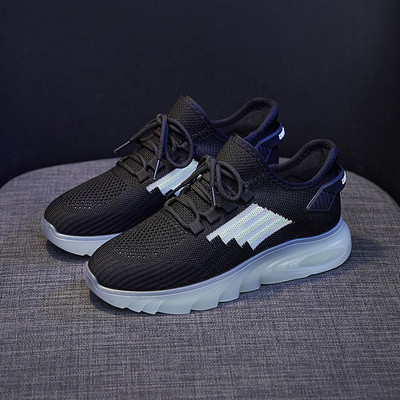 Σπορ πάνινα παπούτσια με κορδόνια