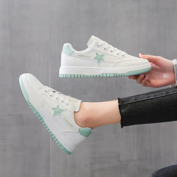 Sieviešu kedas baltas ar mežģīnēm