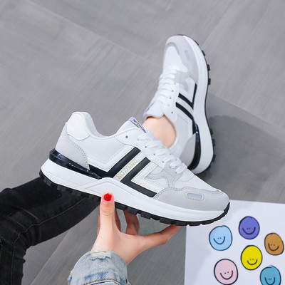 Naiste vabaaja tossud kolmes värvitoonis paeltega