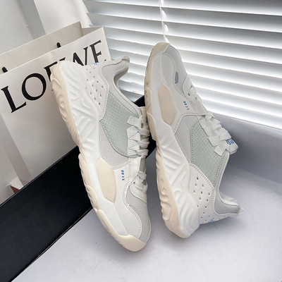 Ikdienas sieviešu kedas no tekstila ar plakanu zoli