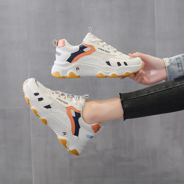 Ženske tenisice s uzorkom u tri boje