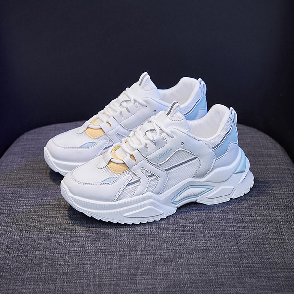 Ikdienas elpojošas kedas ar šņorēm sievietēm