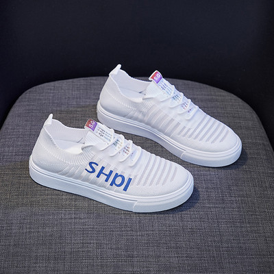 Novi model ženskih platnenih tenisica sa natpisom i vezicama