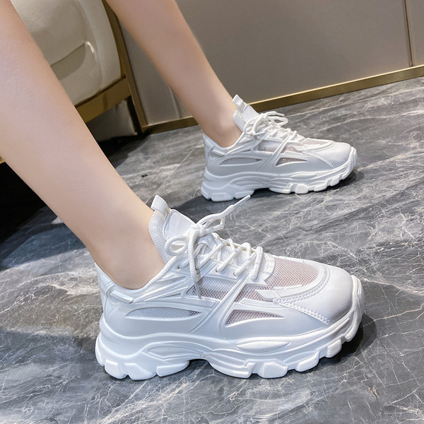 Vasaras elpojošas sieviešu kedas ar sietu