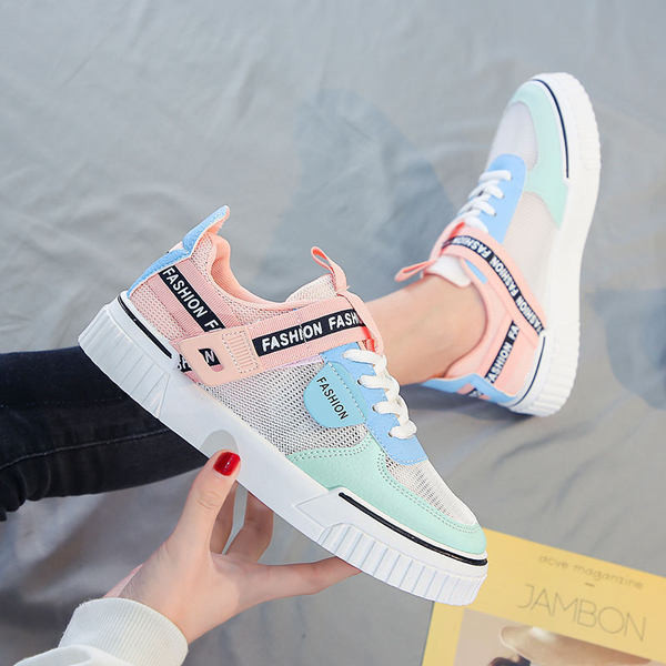 Καλοκαιρινά γυναικεία πάνινα παπούτσια με επίπεδη σόλα