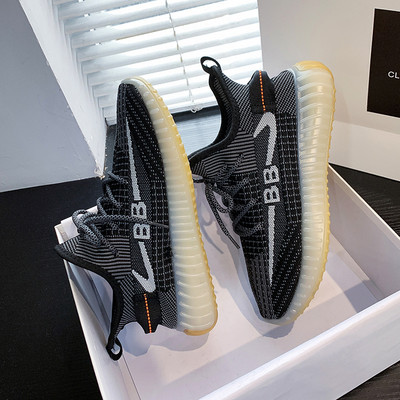 Jauns tekstila kedu modelis ar šņorēm un plakanu zoli