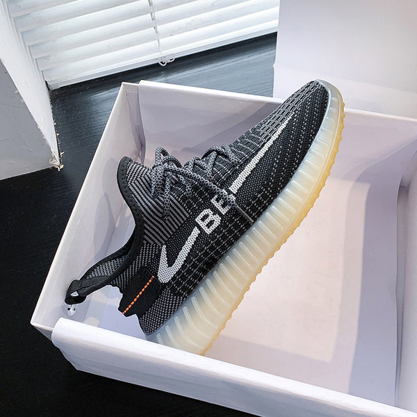 Jauns tekstila kedu modelis ar šņorēm un plakanu zoli