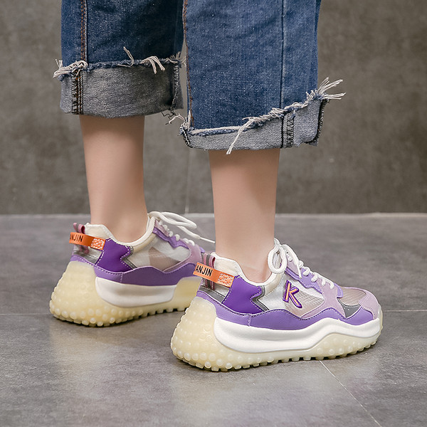 Silikoontallaga hingavad naiste tossud