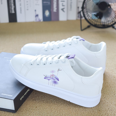 Ženske casual tenisice s aplikacijom i vezicama