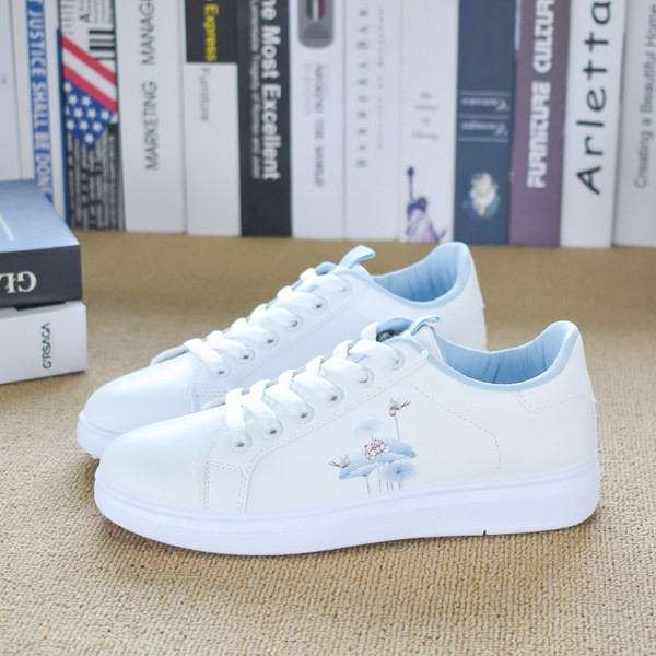 Ženske casual tenisice s aplikacijom i vezicama