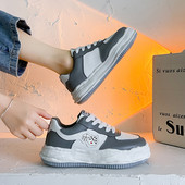 Elpojošas sieviešu kedas no eko ādas ar plakanu zoli