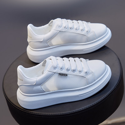 Modernas sieviešu kedas ar plakanām zolēm