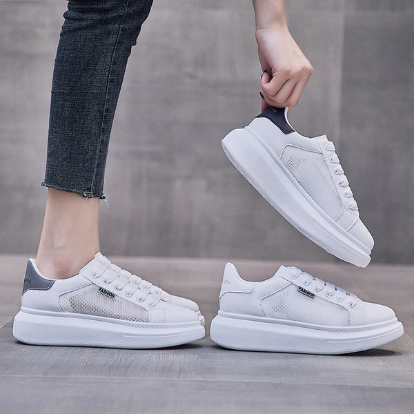 Modernas sieviešu kedas ar plakanām zolēm