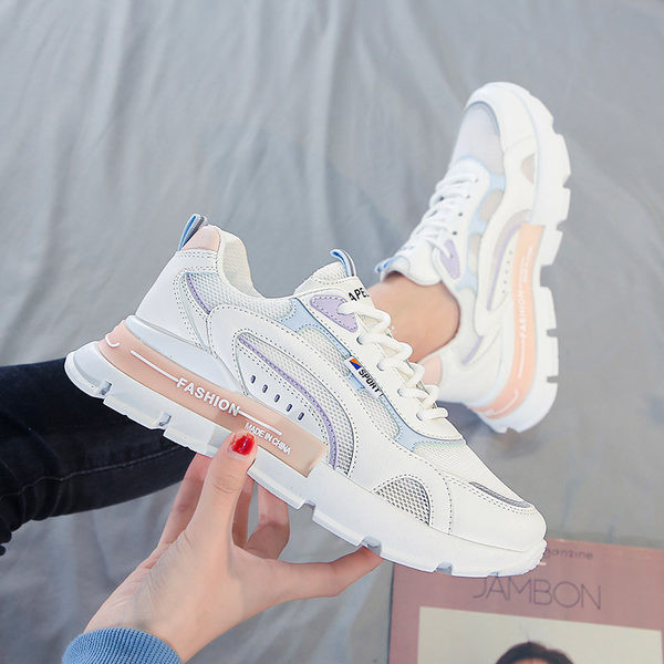 Mitmes värvitoonis suvised naiste tossud võrkude ja lipsudega