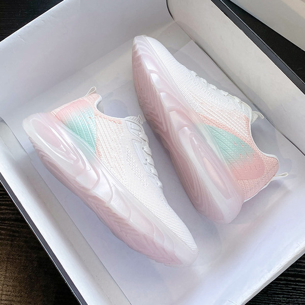 Sporta tekstila kedas ar šņorēm