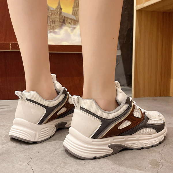 Ženske tekstilne tenisice sa đonom od 4 cm